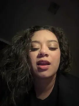 Snapshot of CarmelaAnthony chatting on March 19, 2025, 10:11 am CarmelaAnthony online show from March 19, 2025, 10:11 am