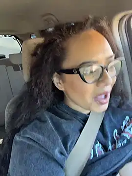 Snapshot of CarmelaAnthony chatting on November 4, 2025, 7:39 pm CarmelaAnthony online show from November 4, 2025, 7:39 pm