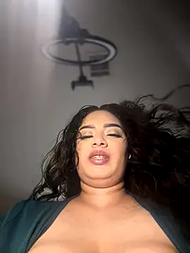 Snapshot of CarmelaAnthony chatting on October 3, 2025, 3:35 pm CarmelaAnthony online show from October 3, 2025, 3:35 pm