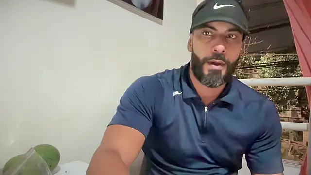 Snapshot of romeolovedark chatting on November 24, 2025, 12:32 am romeolovedark online show from November 24, 2025, 12:32 am