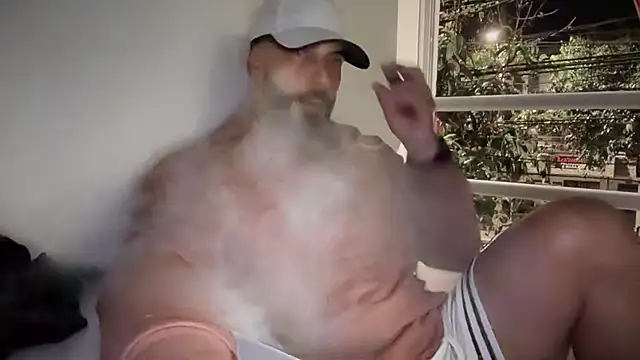 Snapshot of romeolovedark chatting on December 2, 2025, 5:42 am romeolovedark online show from December 2, 2025, 5:42 am