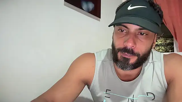 Snapshot of romeolovedark chatting on November 28, 2025, 11:38 pm romeolovedark online show from November 28, 2025, 11:38 pm