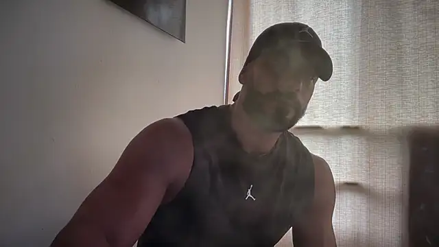 romeolovedark online show from February 17, 2026, 5:43 pm