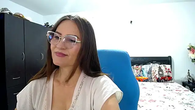 Snapshot of Xiimen chatting on December 14, 2025, 12:28 am Xiimen online show from December 14, 2025, 12:28 am