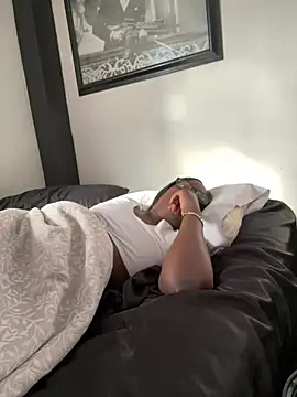 ChocolateBuns101 online show from January 20, 2025, 7:04 pm