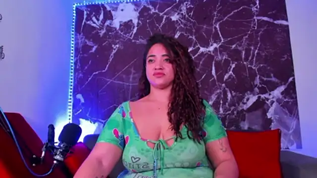 Snapshot of HannaMiills@xh chatting on February 21, 2026, 1:13 pm HannaMiillsxh online show from February 21, 2026, 1:13 pm