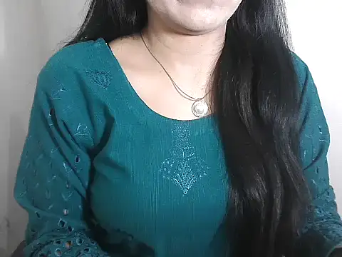 Snapshot of Chanchal--Navya chatting on December 15, 2025, 1:28 pm Chanchal--Navya online show from December 15, 2025, 1:28 pm