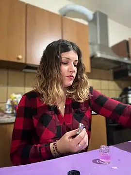 Snapshot of DaisyVibesss chatting on March 12, 2025, 11:54 am DaisyVibesss online show from March 12, 2025, 11:54 am