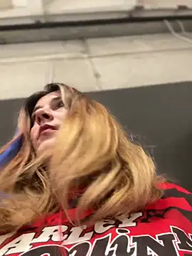 Snapshot of DaisyVibesss chatting on March 15, 2025, 10:46 am DaisyVibesss online show from March 15, 2025, 10:46 am