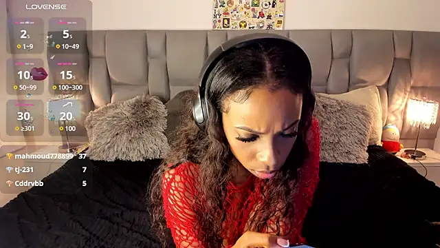 Nickytouse online show from March 12, 2025, 1:58 am