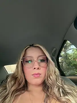 ValeriaHot69 online show from March 17, 2026, 12:08 pm