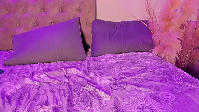 ale cam online show from November 15, 2025, 5:28 pm