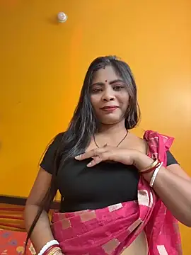 wow-wow-sexy online show from May 12, 2026, 6:14 pm