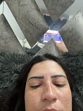 cutesarah  online show from February 12, 2026, 6:51 pm