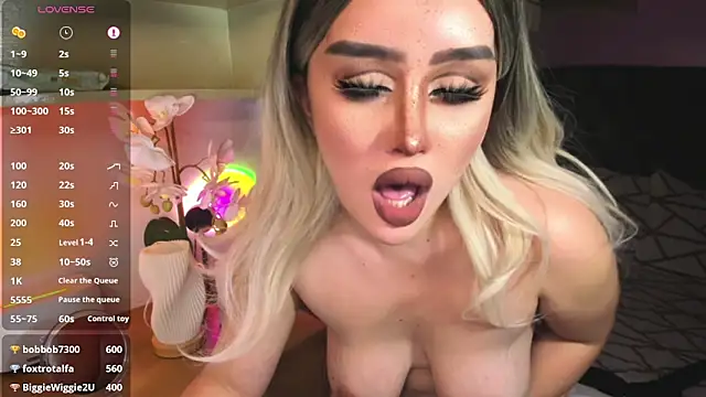 Miss mariahmonroe online show from December 22, 2024, 9:53 pm