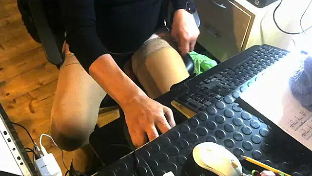 mararossitv online show from October 11, 2025, 2:29 pm