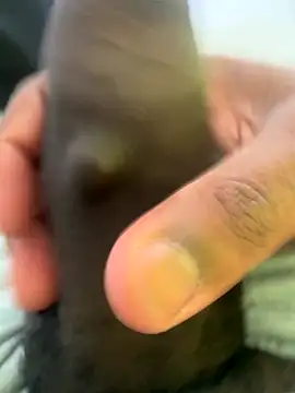 Snapshot of waakenda chatting on December 5, 2025, 1:53 pm waakenda online show from December 5, 2025, 1:53 pm