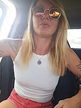 SheIsSomething online show from March 9, 2026, 10:57 pm