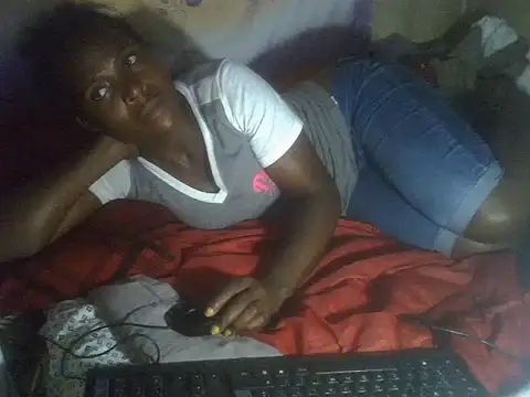cute-shamza online show from May 17, 2026, 5:24 pm
