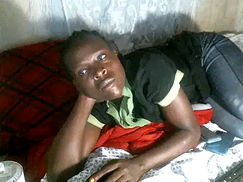 Snapshot of cute-shamza chatting on January 15, 2026, 5:00 am cute-shamza online show from January 15, 2026, 5:00 am