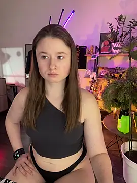 Snapshot of sweetest_pie chatting on January 8, 2026, 7:31 pm sweetest pie online show from January 8, 2026, 7:31 pm