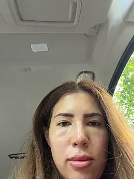 Snapshot of clairewntr chatting on June 20, 2026, 4:34 pm clairewntr online show from June 20, 2026, 4:34 pm