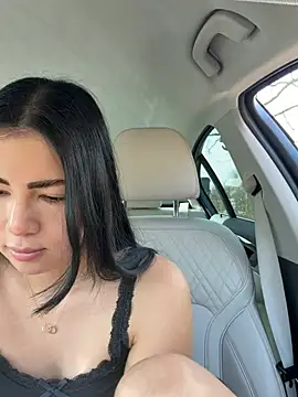 clairewntr online show from March 7, 2026, 10:21 am