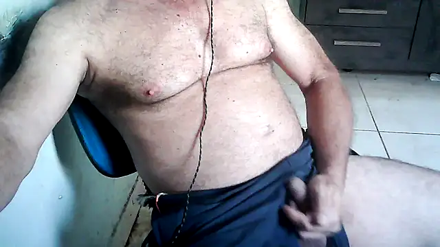 eduar570 online show from April 7, 2026, 7:15 pm