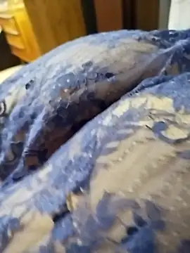 Snapshot of LovlyAnnie chatting on December 3, 2025, 5:41 am LovlyAnnie online show from December 3, 2025, 5:41 am