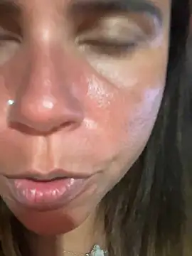 Snapshot of pimenta_gaby chatting on December 17, 2024, 1:05 pm pimenta gaby online show from December 17, 2024, 1:05 pm