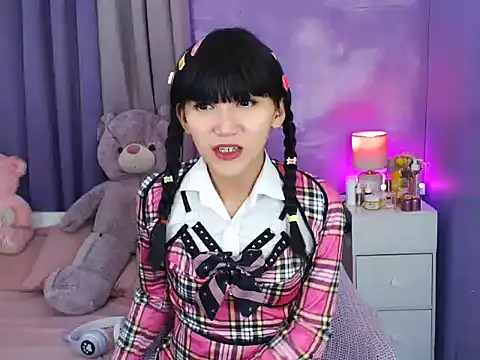 Snapshot of urlovelyfreya chatting on October 12, 2025, 5:58 pm urlovelyfreya online show from October 12, 2025, 5:58 pm