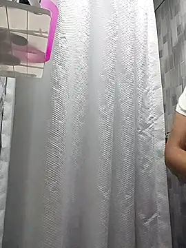 Snapshot of aisha_latina chatting on December 15, 2025, 2:01 pm aisha latina online show from December 15, 2025, 2:01 pm