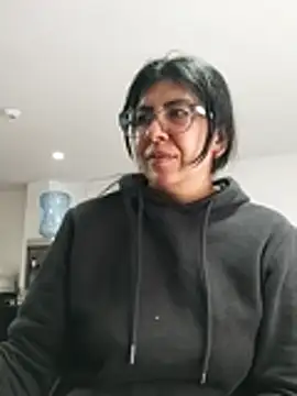 Snapshot of aisha_latina chatting on November 6, 2025, 3:27 pm aisha latina online show from November 6, 2025, 3:27 pm