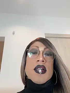 Lia Jones77 online show from February 17, 2026, 12:52 am