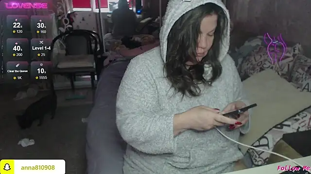 Snapshot of femme_fatale1 chatting on December 14, 2025, 8:42 am femme fatale1 online show from December 14, 2025, 8:42 am