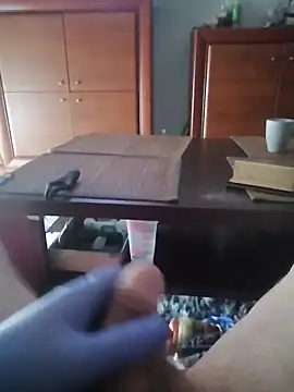 Snapshot of bwcfleshlight chatting on November 14, 2025, 8:18 am bwcfleshlight online show from November 14, 2025, 8:18 am