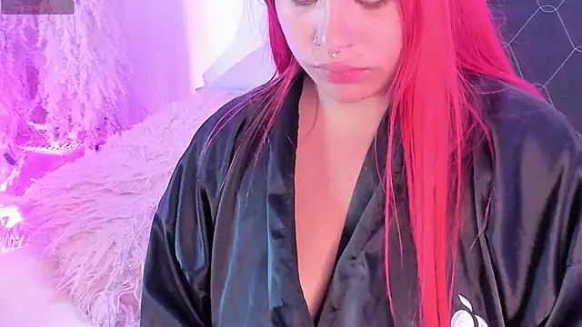 SophieRossi online show from December 18, 2025, 4:50 am