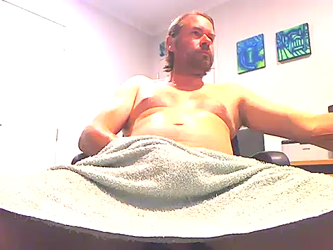 megaboy411 online show from March 4, 2025, 8:02 am