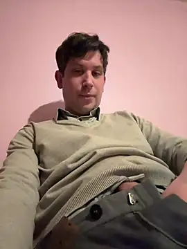 Snapshot of Taxidriver1988 chatting on February 10, 2025, 9:04 pm Taxidriver1988 online show from February 10, 2025, 9:04 pm