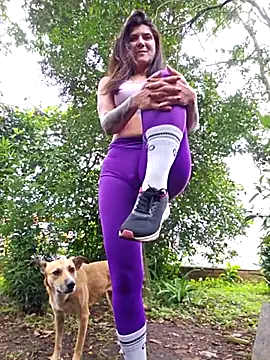 Snapshot of Yuky_ta chatting on February 27, 2025, 5:47 pm Yuky ta online show from February 27, 2025, 5:47 pm