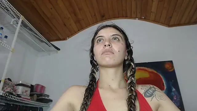 mariecam420 online show from October 25, 2025, 7:25 pm