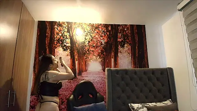 Snapshot of sofia23dirty chatting on November 15, 2025, 8:35 pm sofia23dirty online show from November 15, 2025, 8:35 pm