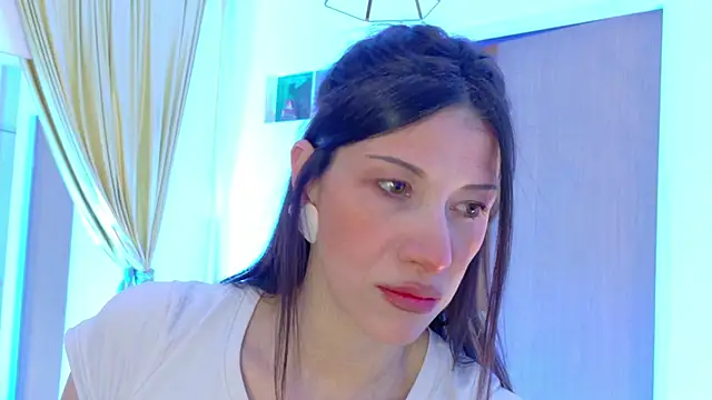 Snapshot of magali_19 chatting on November 30, 2025, 9:04 pm magali 19 online show from November 30, 2025, 9:04 pm