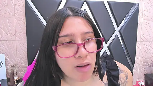 MiaCelestte online show from January 28, 2025, 11:07 pm