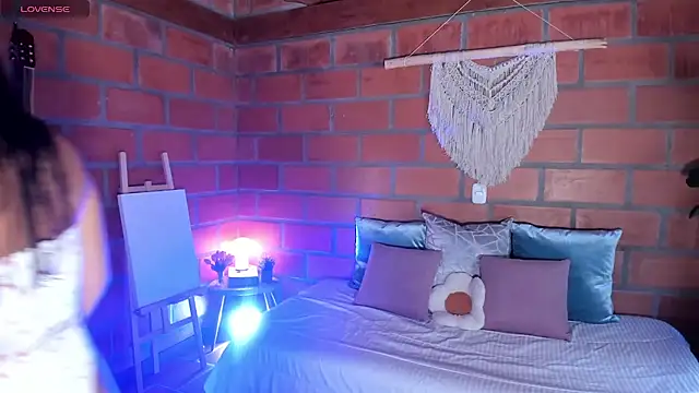 RouseColins online show from January 7, 2026, 9:53 pm