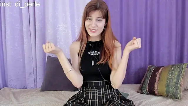 Snapshot of di_perle chatting on November 13, 2025, 4:55 pm di perle online show from November 13, 2025, 4:55 pm