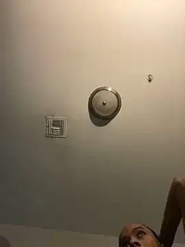 Snapshot of CutieFrmthehood chatting on January 10, 2025, 9:31 pm CutieFrmthehood online show from January 10, 2025, 9:31 pm