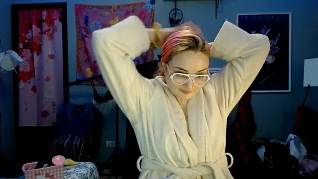 Snapshot of JenniferGwen chatting on February 27, 2025, 2:35 am JenniferGwen online show from February 27, 2025, 2:35 am