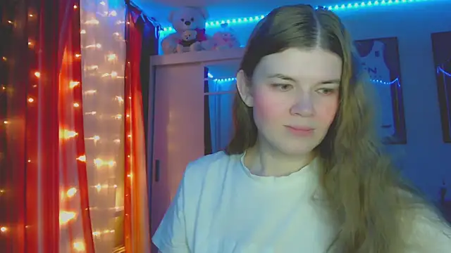 Snapshot of Klementa chatting on November 26, 2025, 6:30 pm Klementa online show from November 26, 2025, 6:30 pm