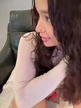 bella parisi online show from February 20, 2025, 11:31 am